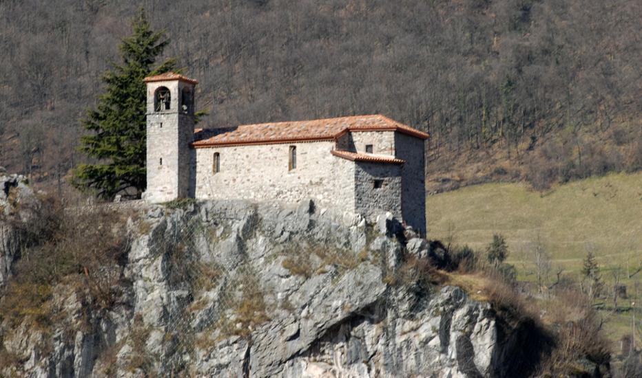 Santo Stefano in Rocca e Rocca di Nozza 